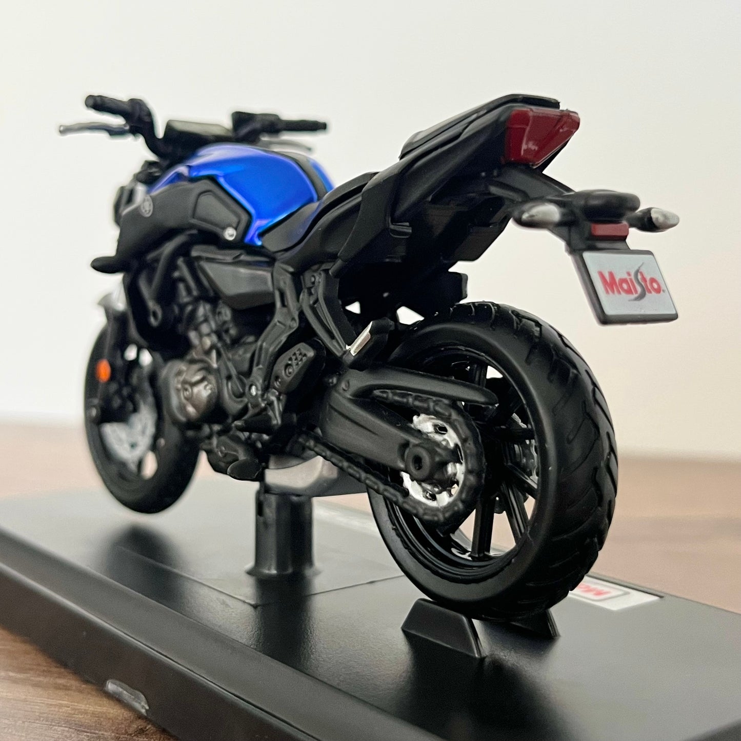 Moto Yamaha MT 07 | 1/18