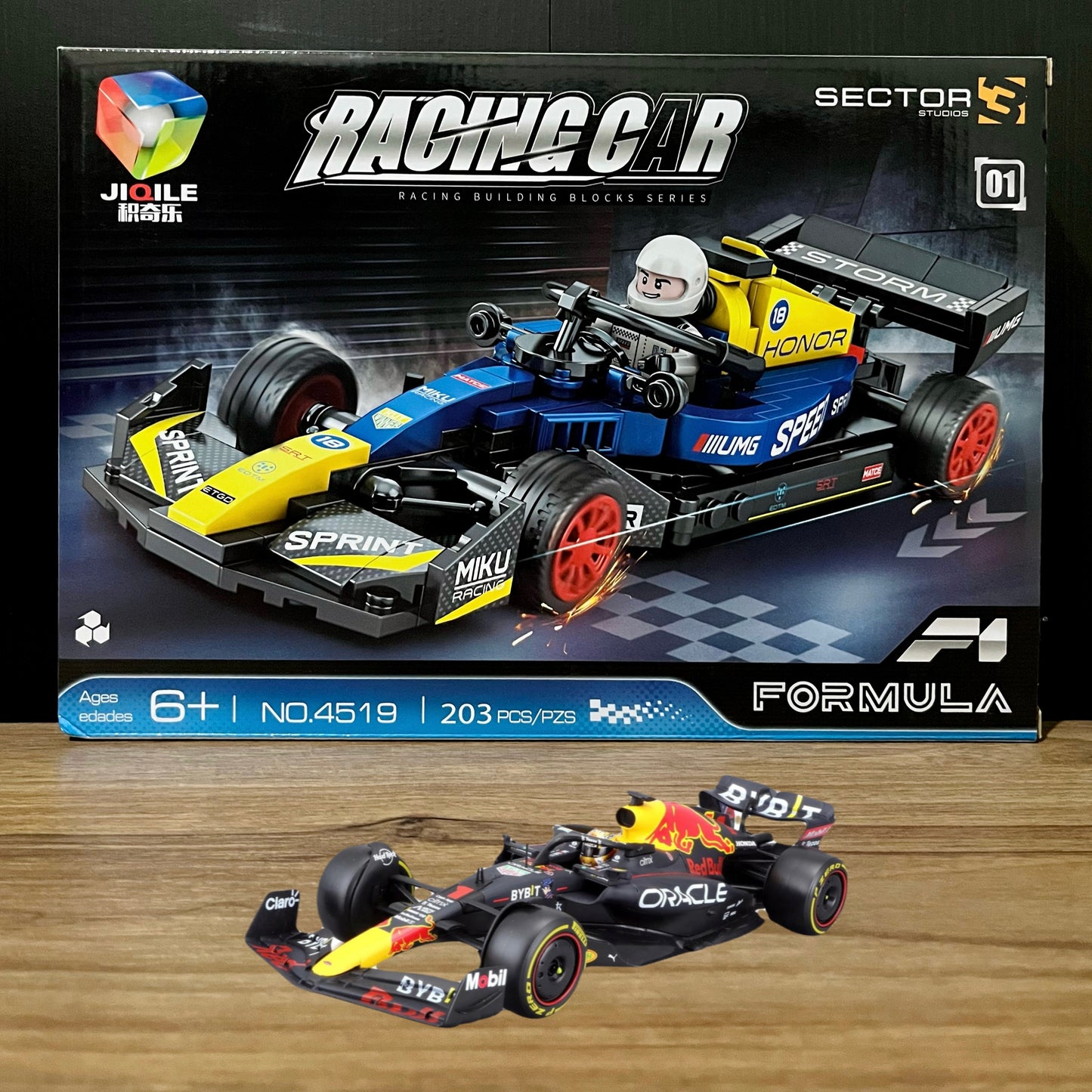 LEGO Formula 1 Red Bull (#2) + 1 Muñeco
