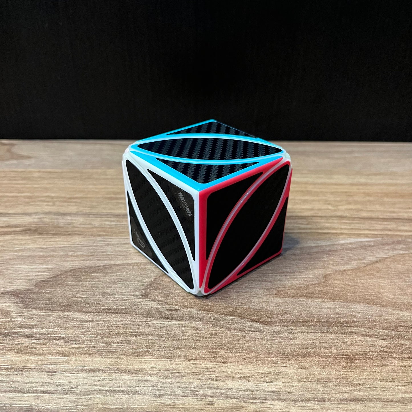 Ivy QiYi Carbono