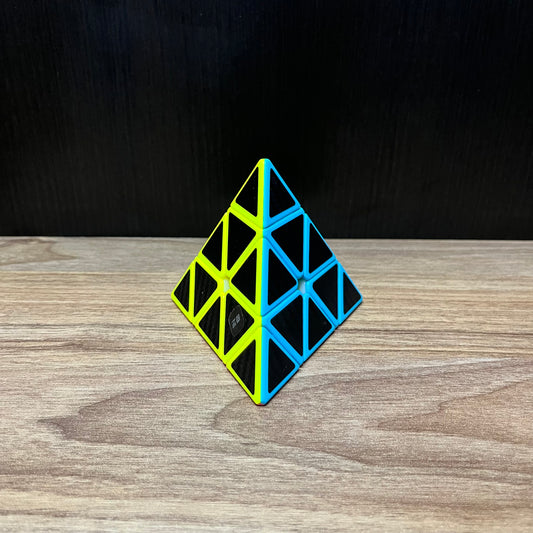 Piraminx QiYi Carbono
