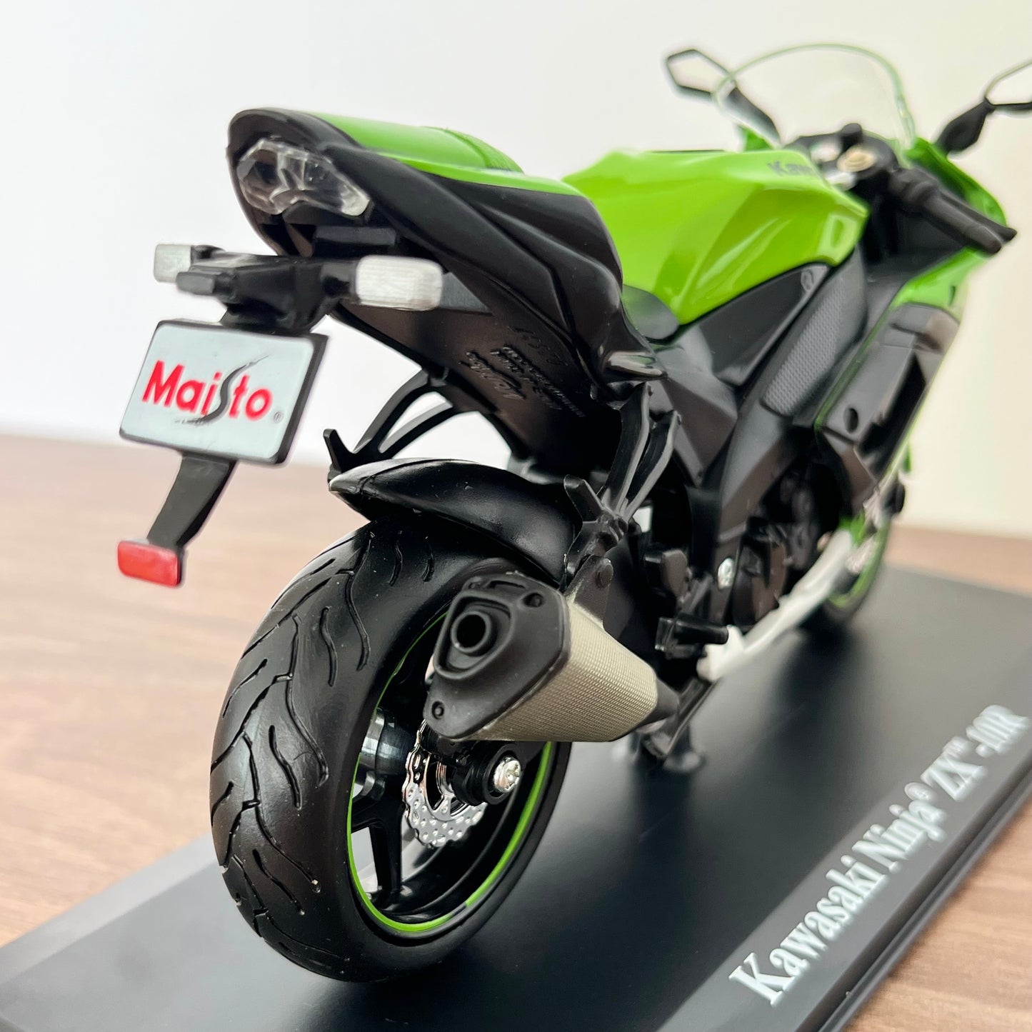 Moto Kawasaki ZX 10 R | 1/12