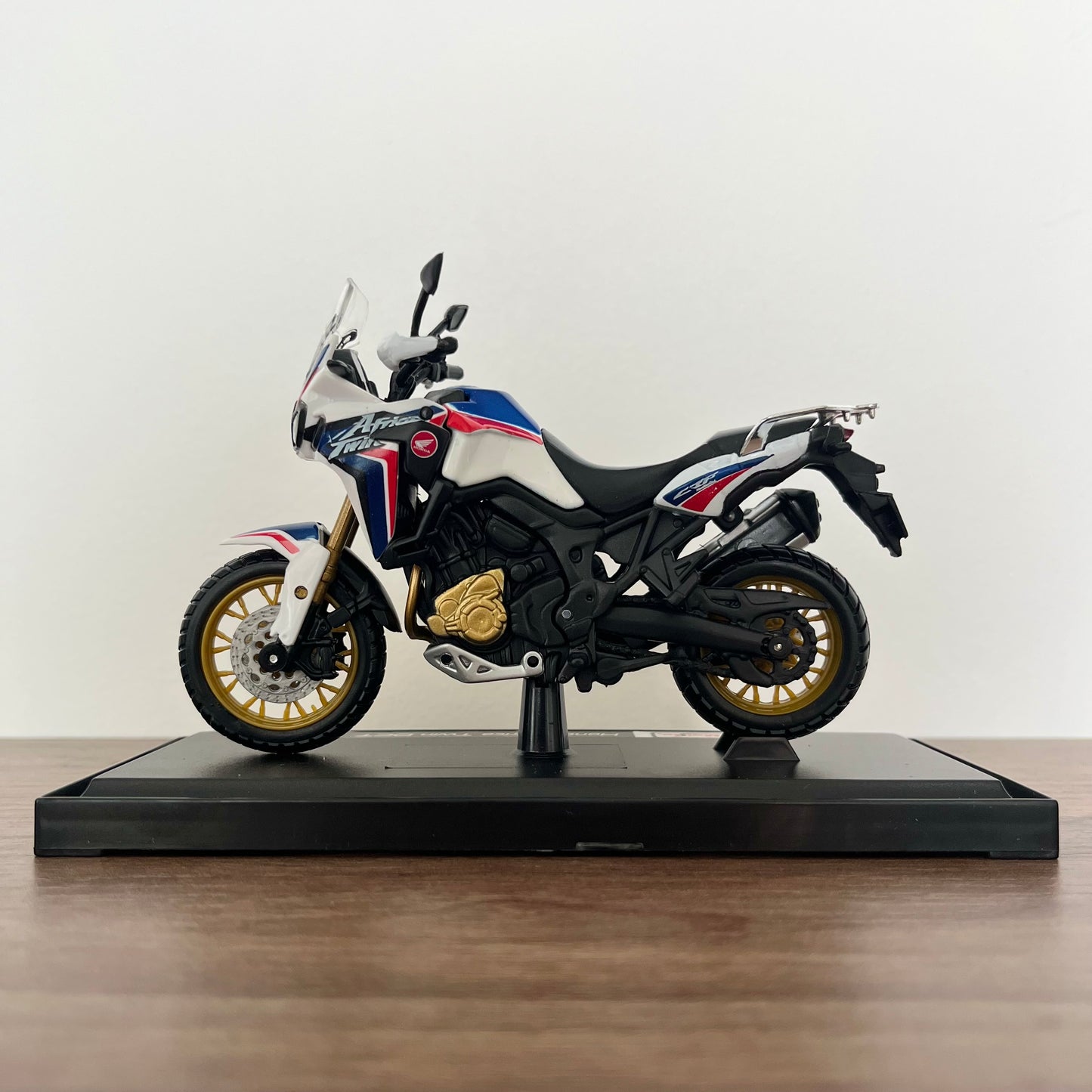 Moto Honda Africa Twin 1100 | 1/18