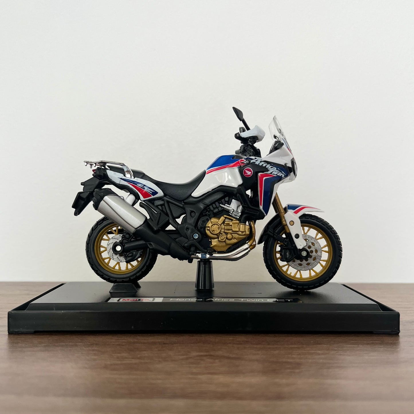 Moto Honda Africa Twin 1100 | 1/18