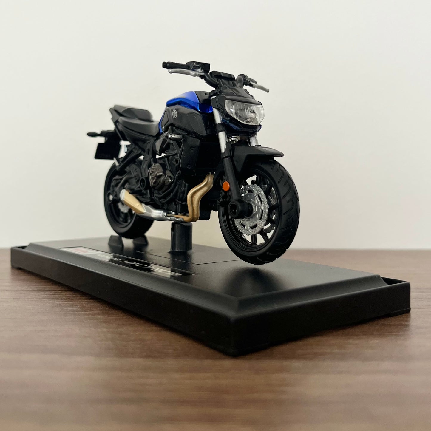 Moto Yamaha MT 07 | 1/18