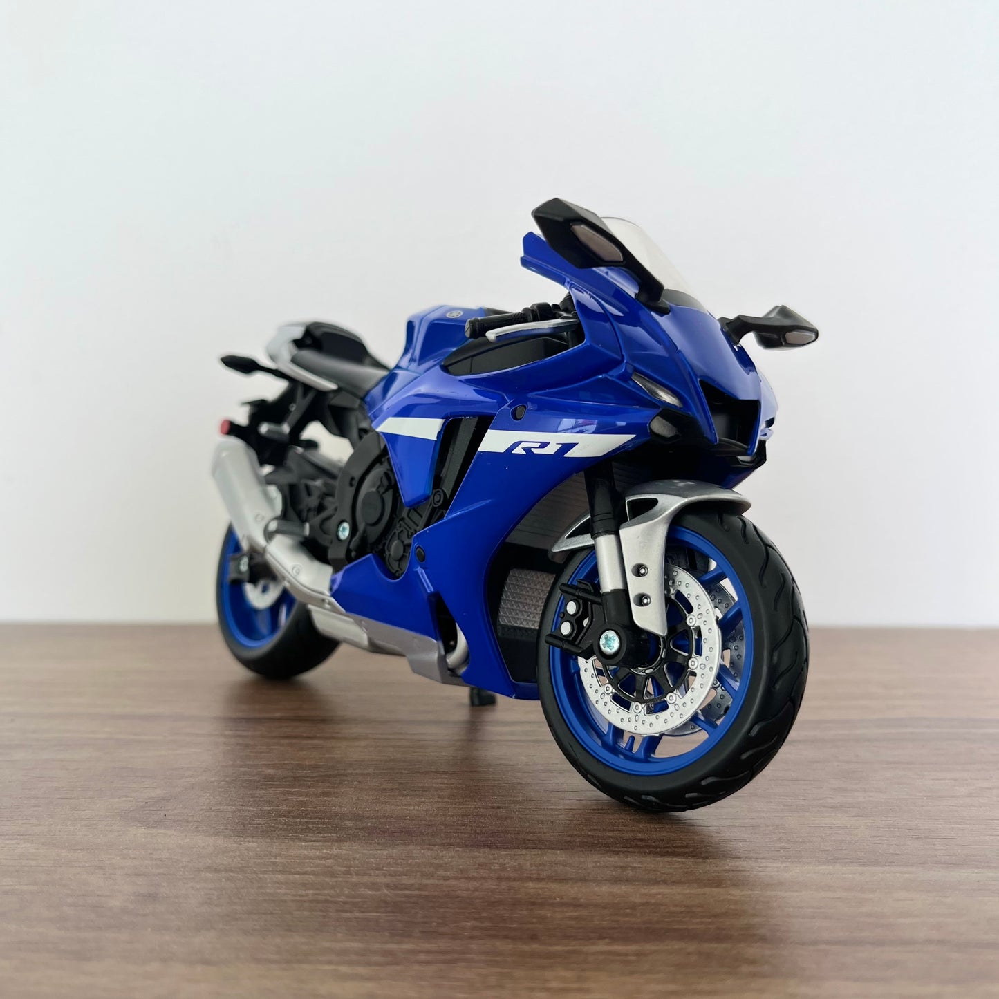 Moto Yamaha R1 | 1/12