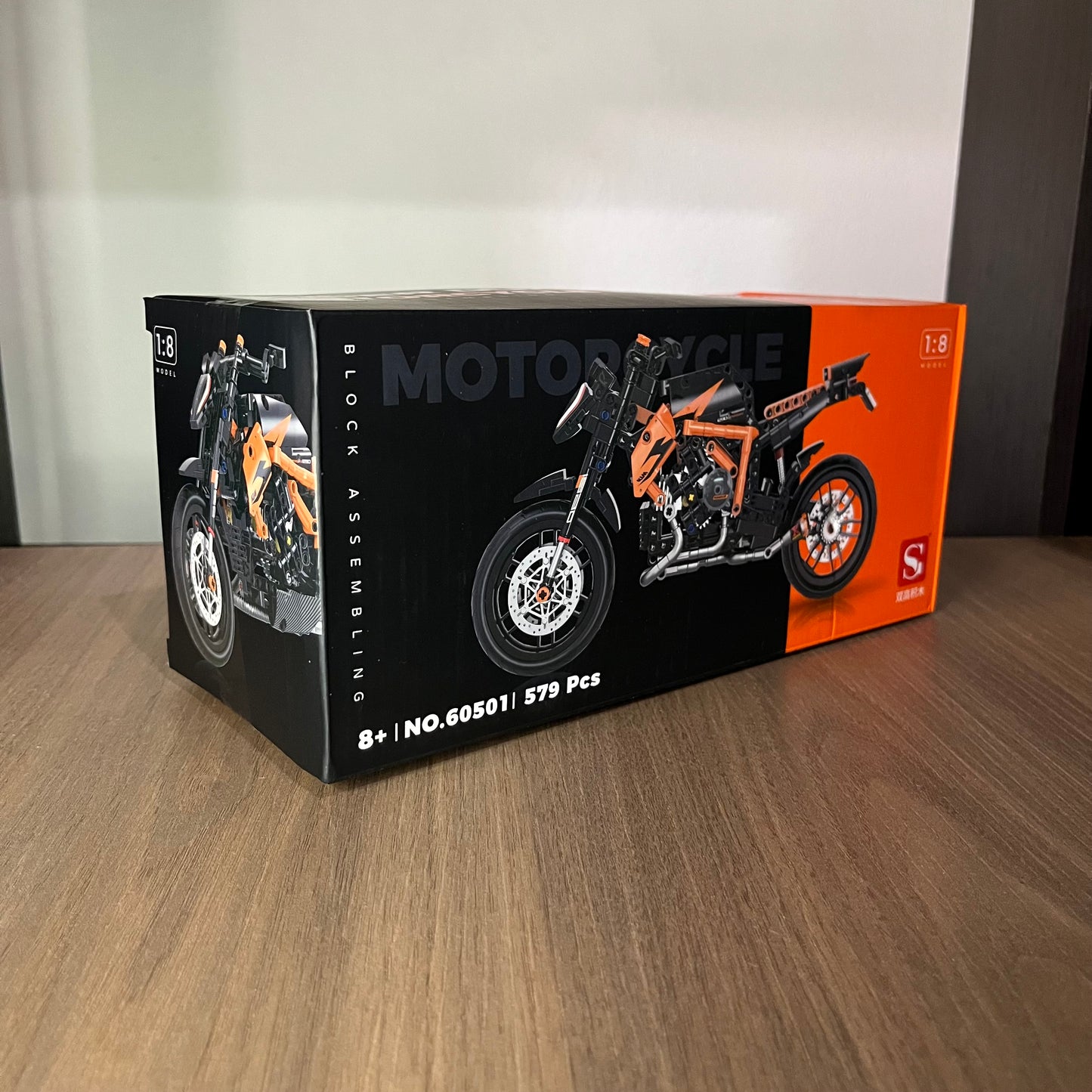 LEGO KTM Super Duke 1290R