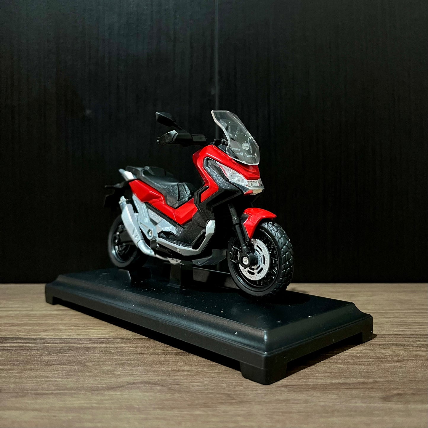 Moto Honda XADV 750 | 1/18