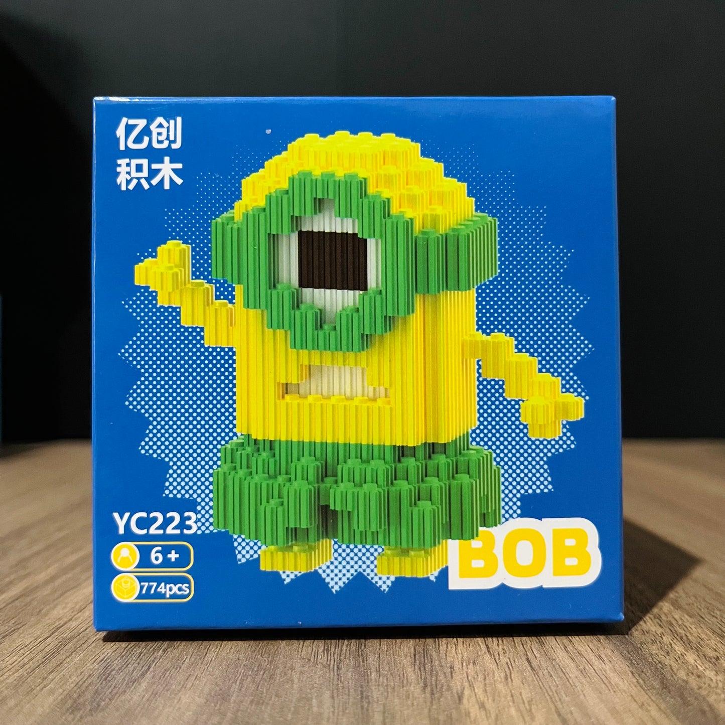 Armable 3D Minion Bob Playero