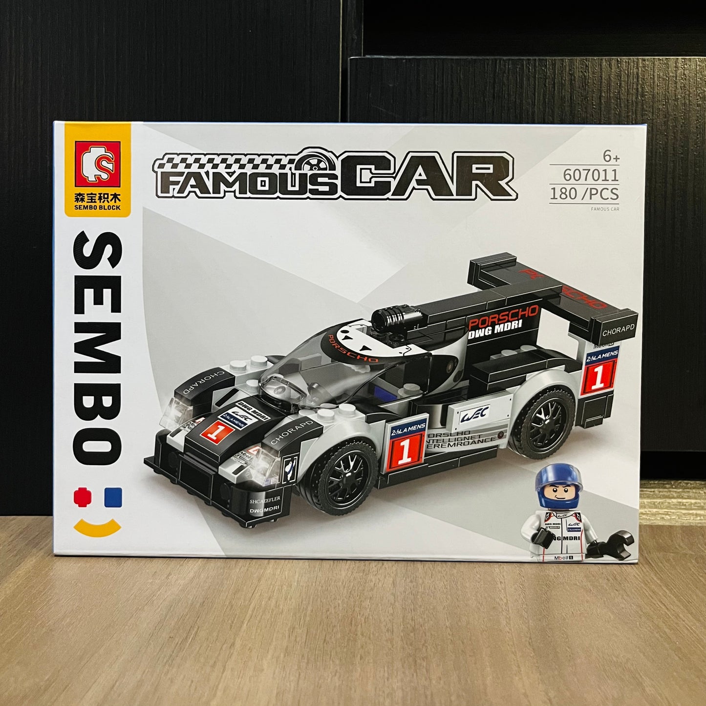 LEGO Porsche 919 Hybrid + Muñeco