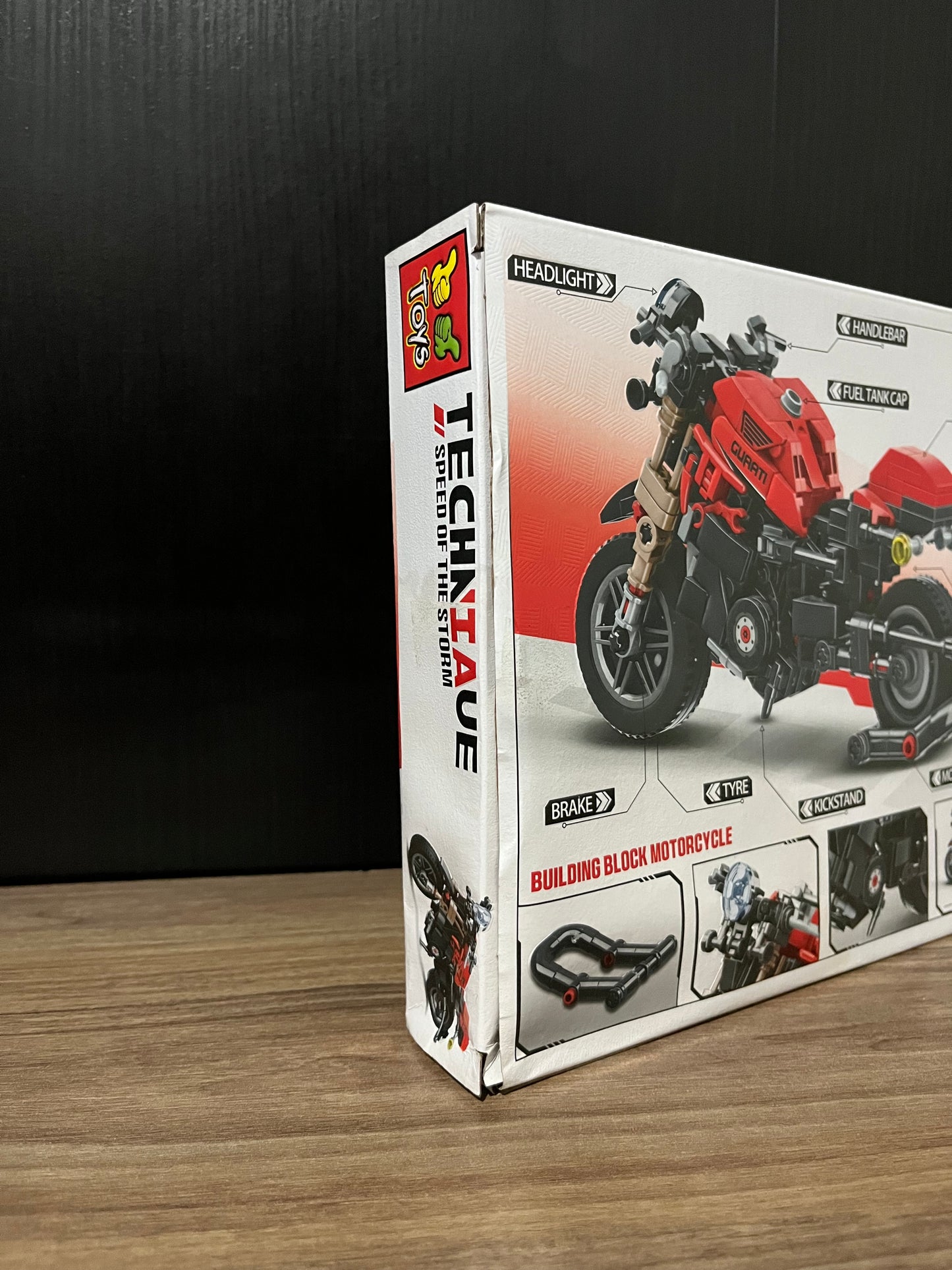 LEGO Ducati Monster (#1) | Leer Descripción