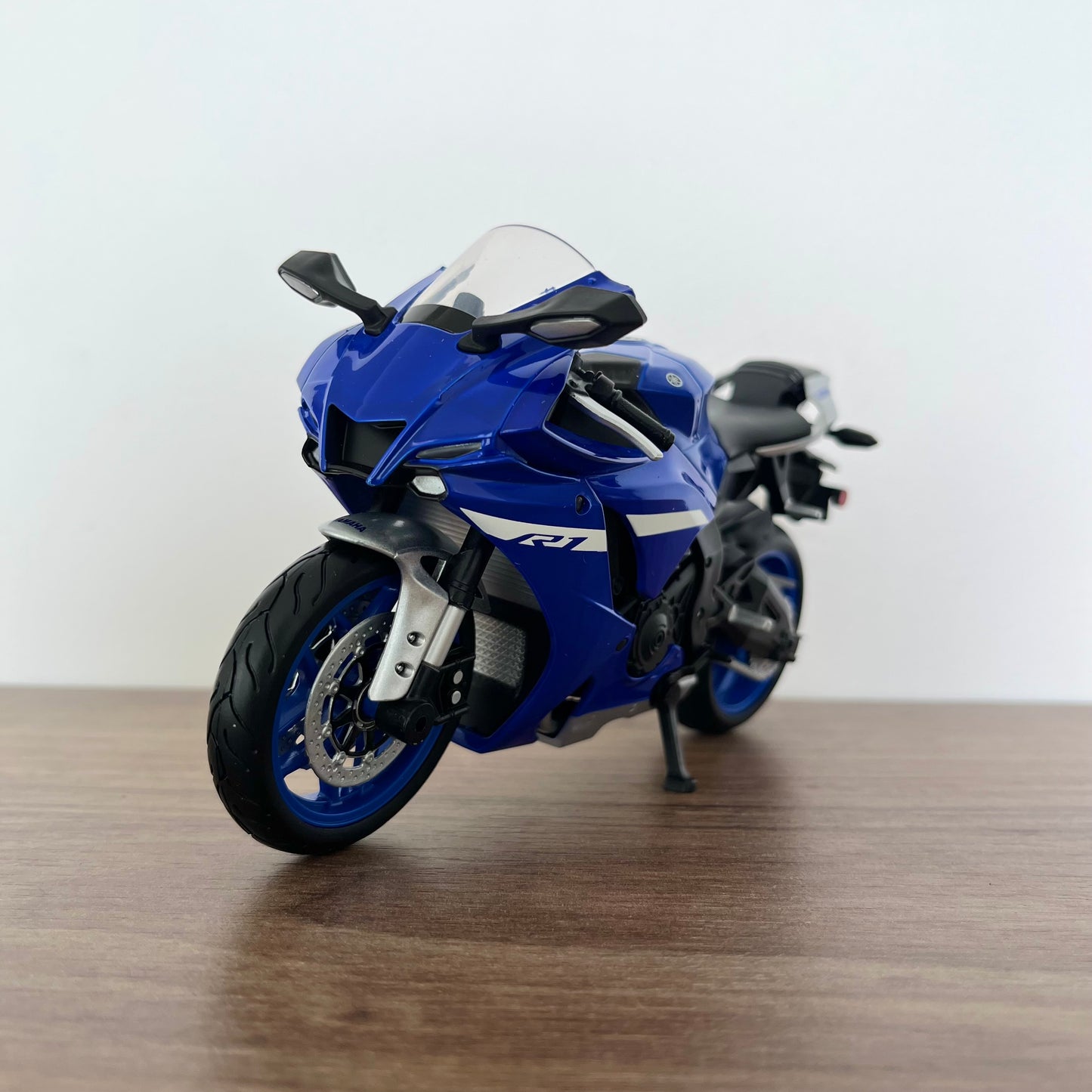 Moto Yamaha R1 | 1/12