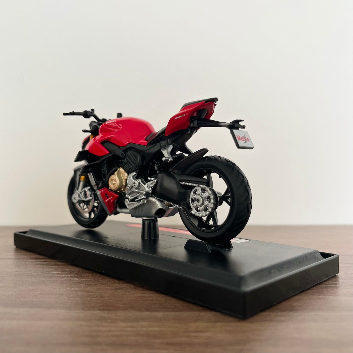 Moto Ducati Streetfighter V4 S | 1/18