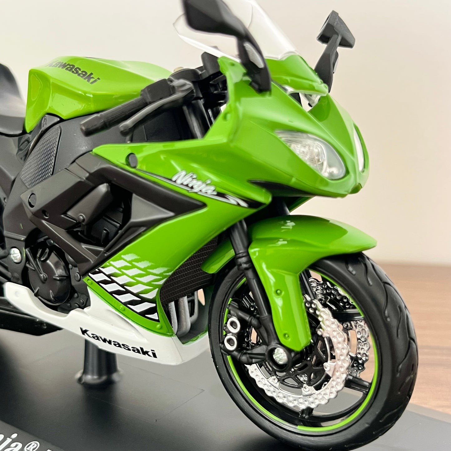 Moto Kawasaki ZX 10 R | 1/12