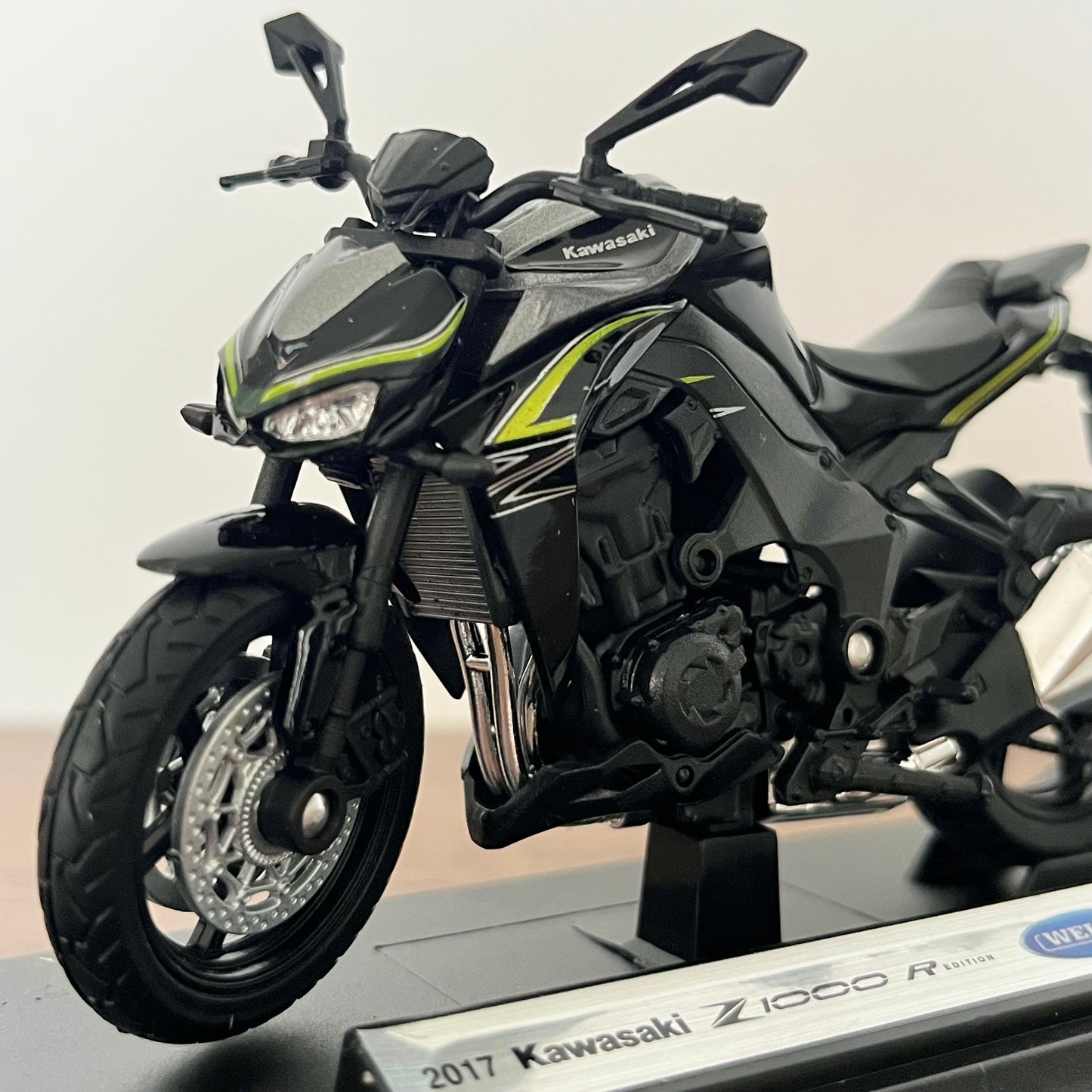 Moto Kawasaki Z 1000 | 1/18