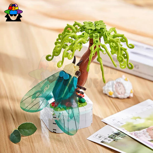 LEGO Bonsai & Cigarra
